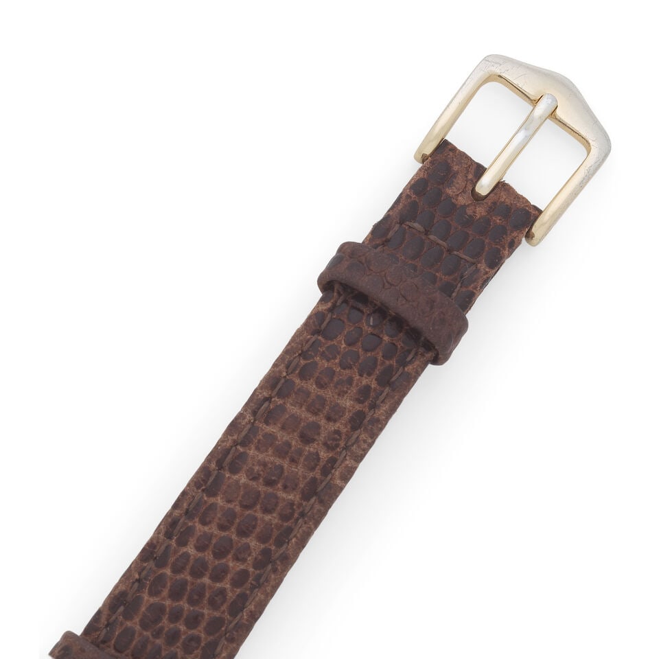 Cartier. An 18K gold quartz wristwatch Tank , Ref: 86600, Purchased 20th December 1989 - 3