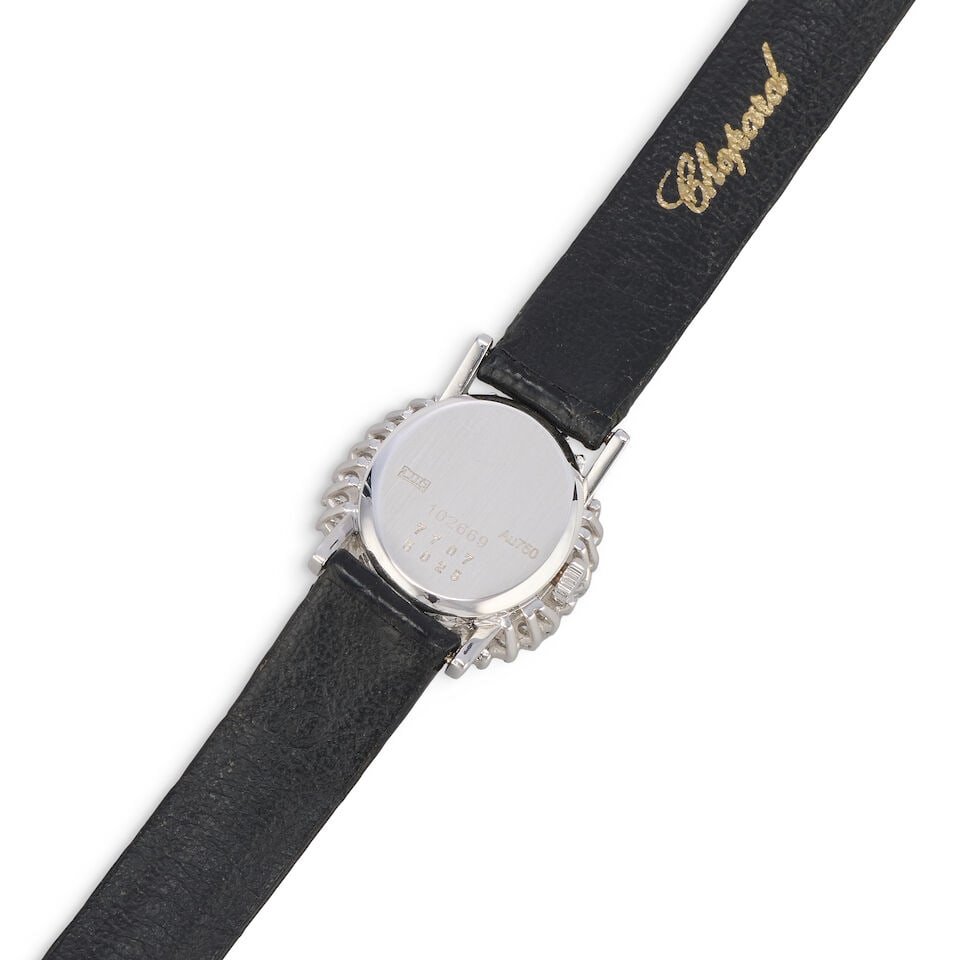 Chopard. A lady's 18K white gold diamond set manual wind wristwatch Ref: 7707/5025, Circa 1990 - 3