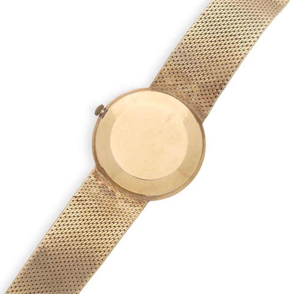 Omega. A 9K gold automatic calendar bracelet watch London Hallmark for 1971 - 3
