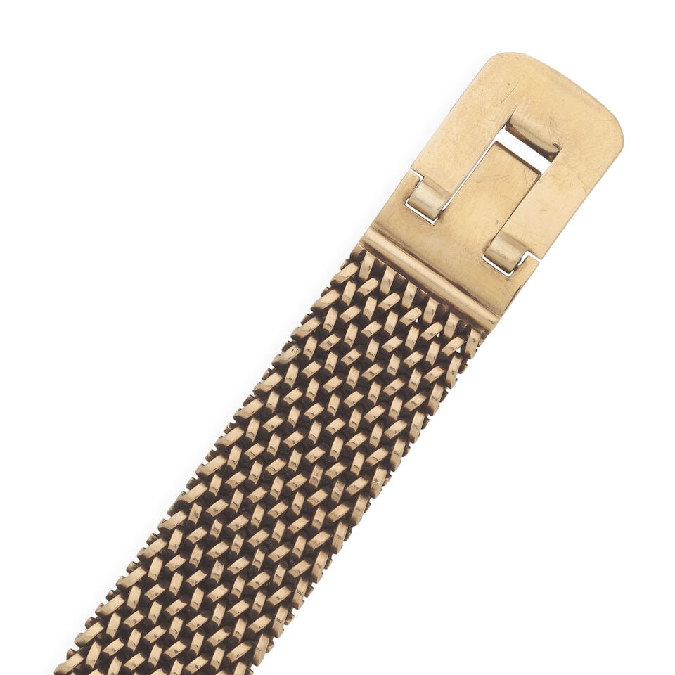 Omega. An 18K gold automatic bracelet watch Circa 1947 - 3