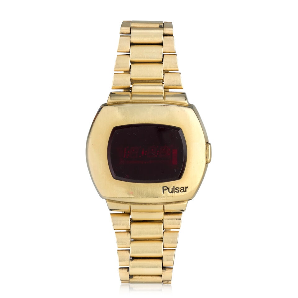 Pulsar. A 14K gold quartz bracelet watch Time Computer P2, Circa 1970 (1 of 3)
