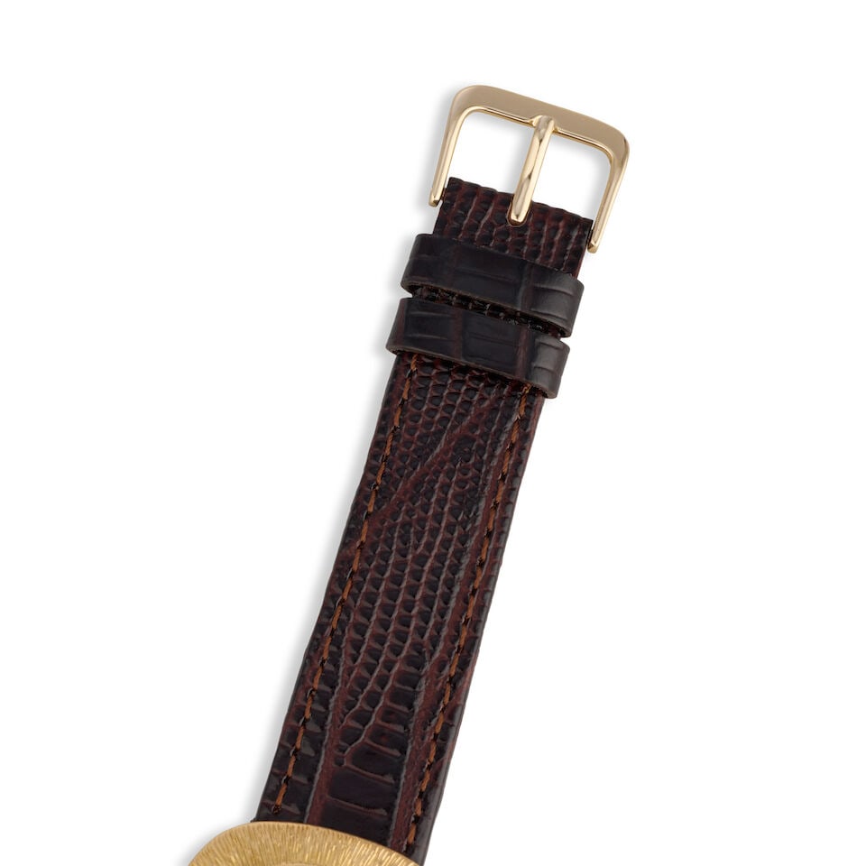 Sarcar. An 18K gold manual wind wristwatch Circa 1970 - 2