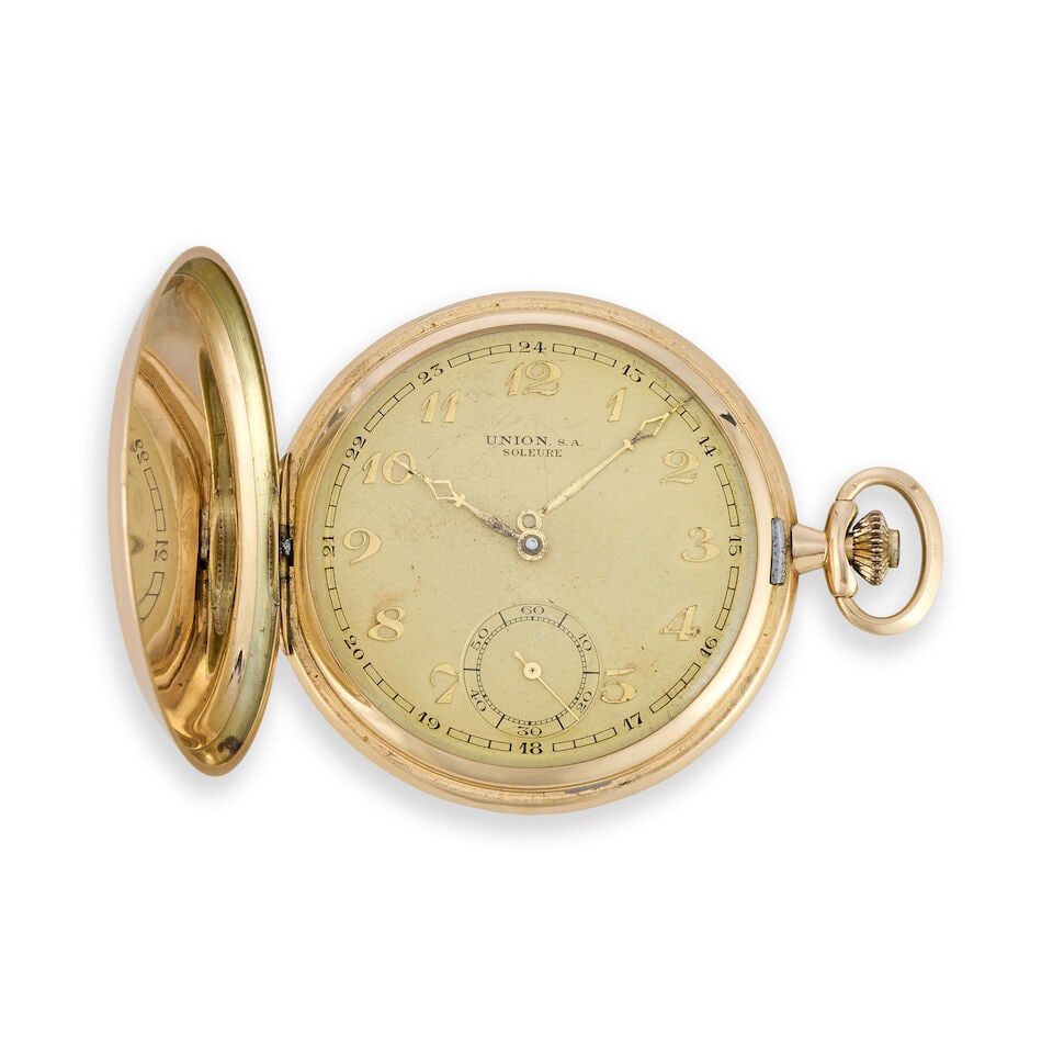 Union. A 14K gold keyless wind full hunter pocket watch Circa 1900 (1 of 3)
