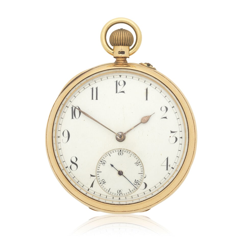 An 18K gold keyless wind open face pocket watch Chester Hallmark for 1903 (1 of 4)