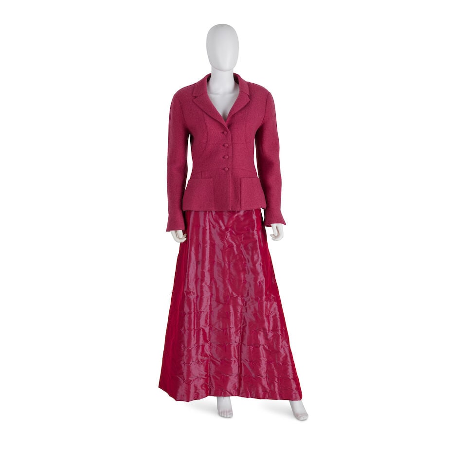 CHANEL: PINK WOOL JACKET AND QUILTED SKIRT ENSEMBLE Fall 1999 (1 of 4)