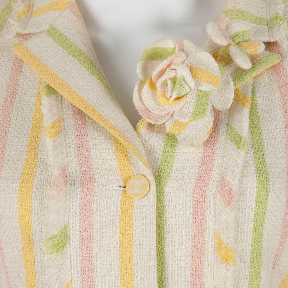 CHANEL: PASTEL STRIPED TWEED JACKET Cruise 2004 - 2