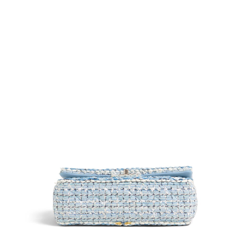 CHANEL: BLUE TWEED BRAID MEDIUM DOUBLE FLAP Cruise 2019 - 2