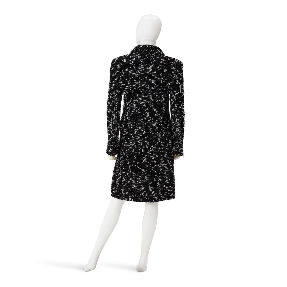CHANEL: BLACK AND WHITE CONFETTI TWEED SKIRT SUIT ENSEMBLE Fall 2002 - 2