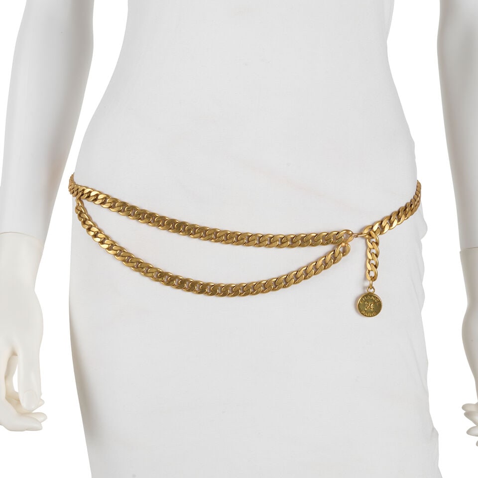 CHANEL: GOLD CURB CHAIN WAIST BELT Fall 1994 | Look 27 - 3