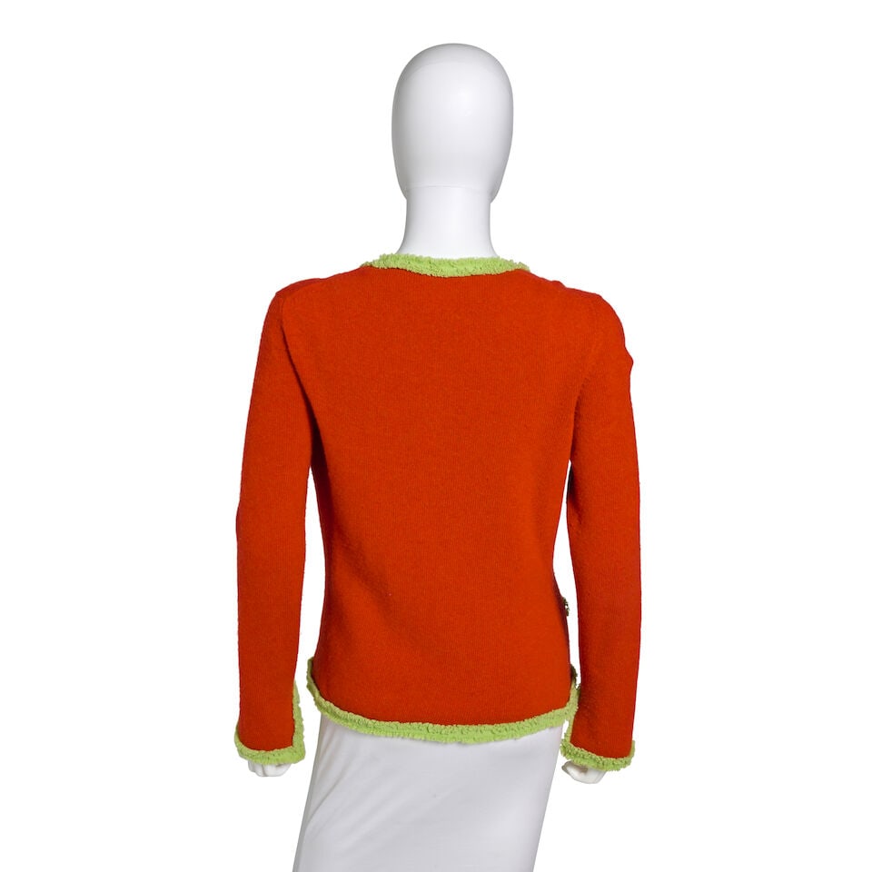 CHANEL: ORANGE AND GREEN CARDIGAN TOP SET Spring 2004 - 5
