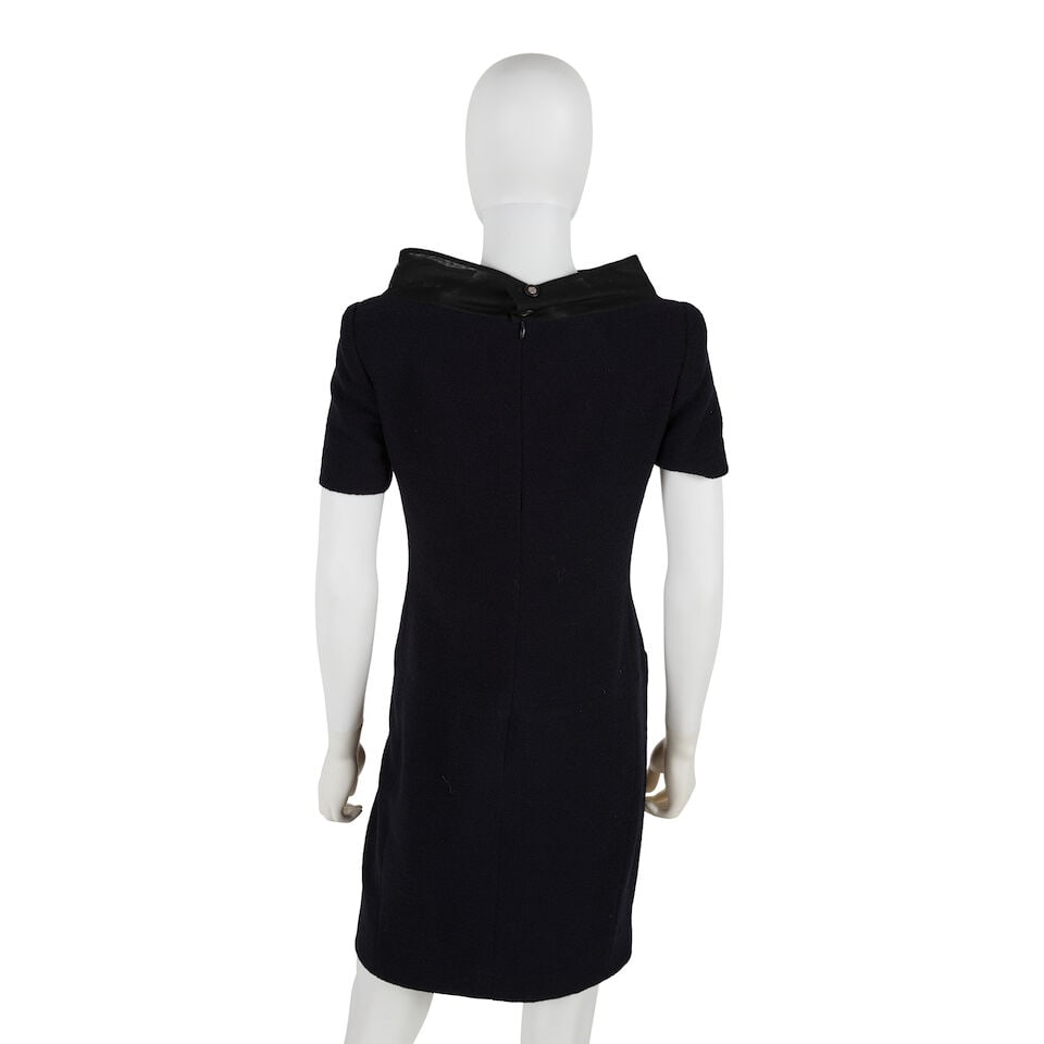 CHANEL: NAVY WOOL SHIFT DRESS 2012/2013 - 3