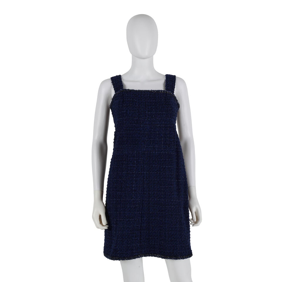 CHANEL: BLUE TWEED DRESS JACKET ENSEMBLE Summer 2013 - 5