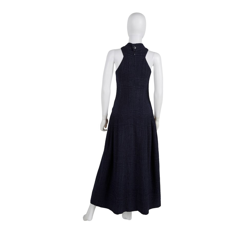 CHANEL: NAVY JACKET AND DRESS ENSEMBLE Spring 2011 - 3