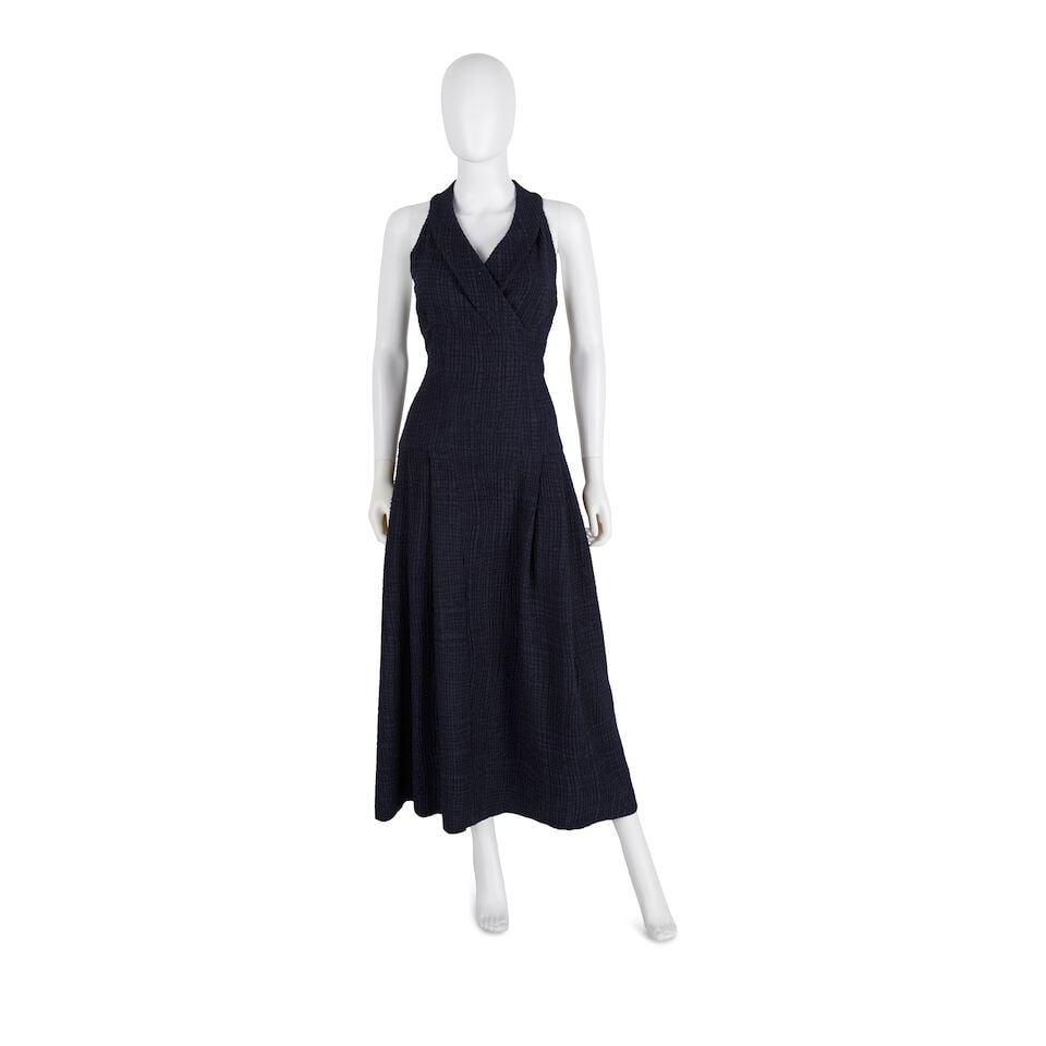 CHANEL: NAVY JACKET AND DRESS ENSEMBLE Spring 2011 - 4