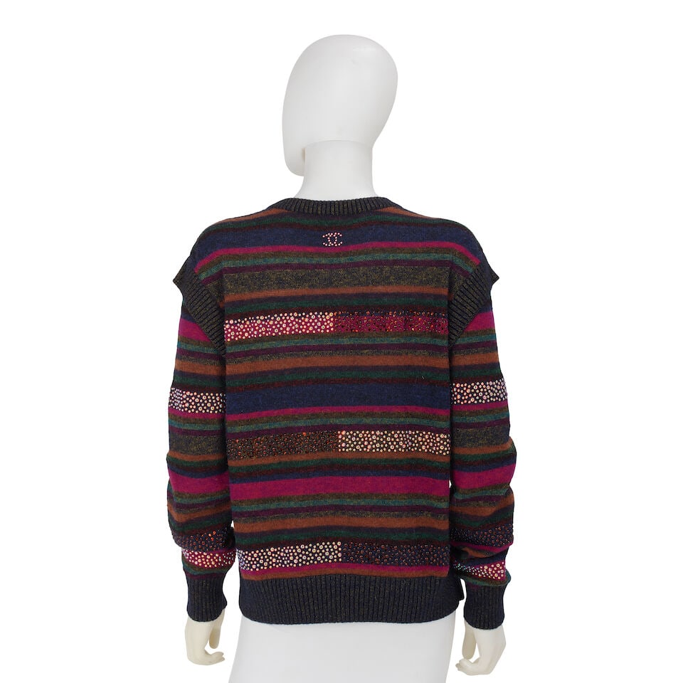 CHANEL: EMBELLISHED STRIPE KNIT SWEATER Fall 2012 | Look 22 - 3