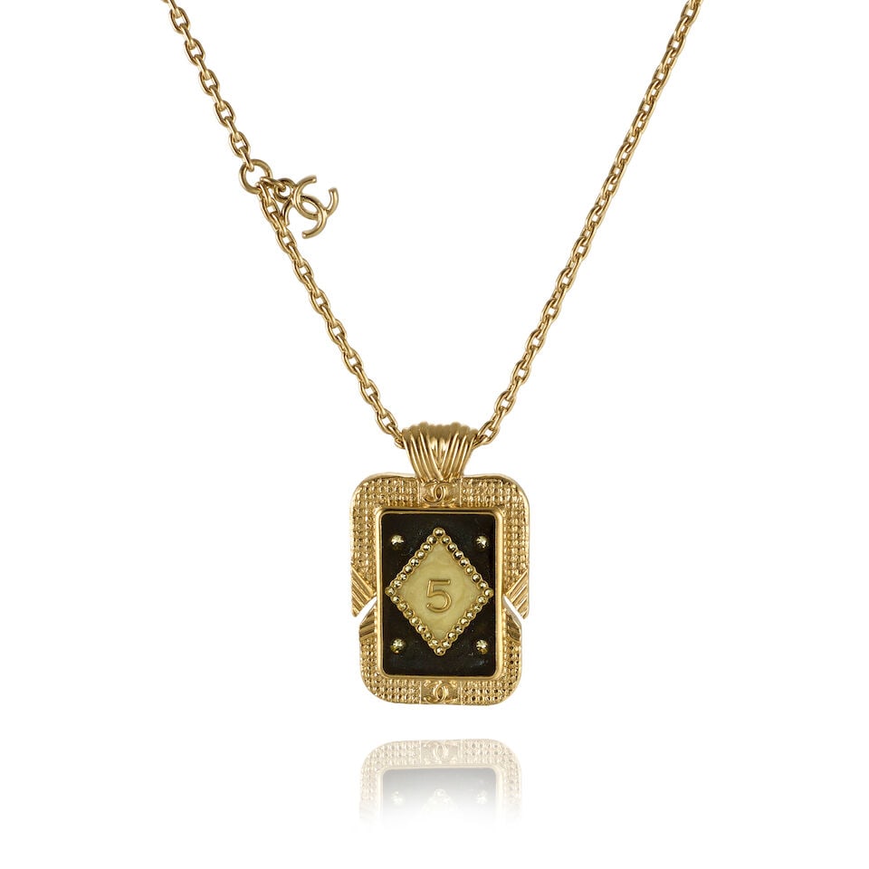 CHANEL: ENAMEL NO. 5 PENDANT NECKLACE Fall 2021 - 2