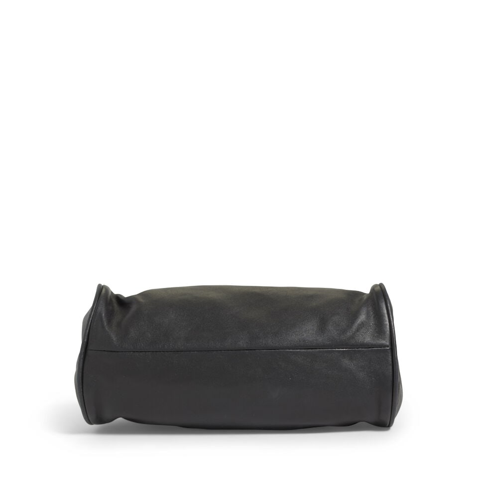 CHANEL: BLACK CAMELLIA FRAME BAG 2003-2004 - 2