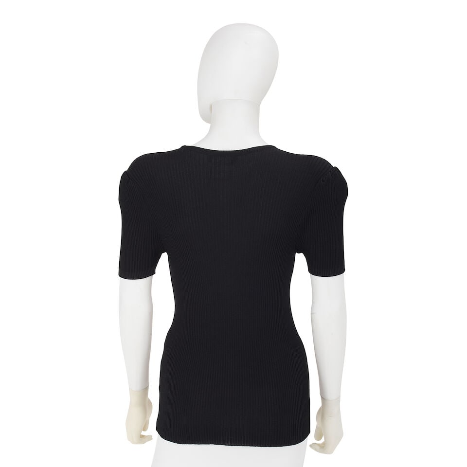 CHANEL: BLACK RIBBED STRUCTURED SHOULDER TOP Fall 1997 - 2