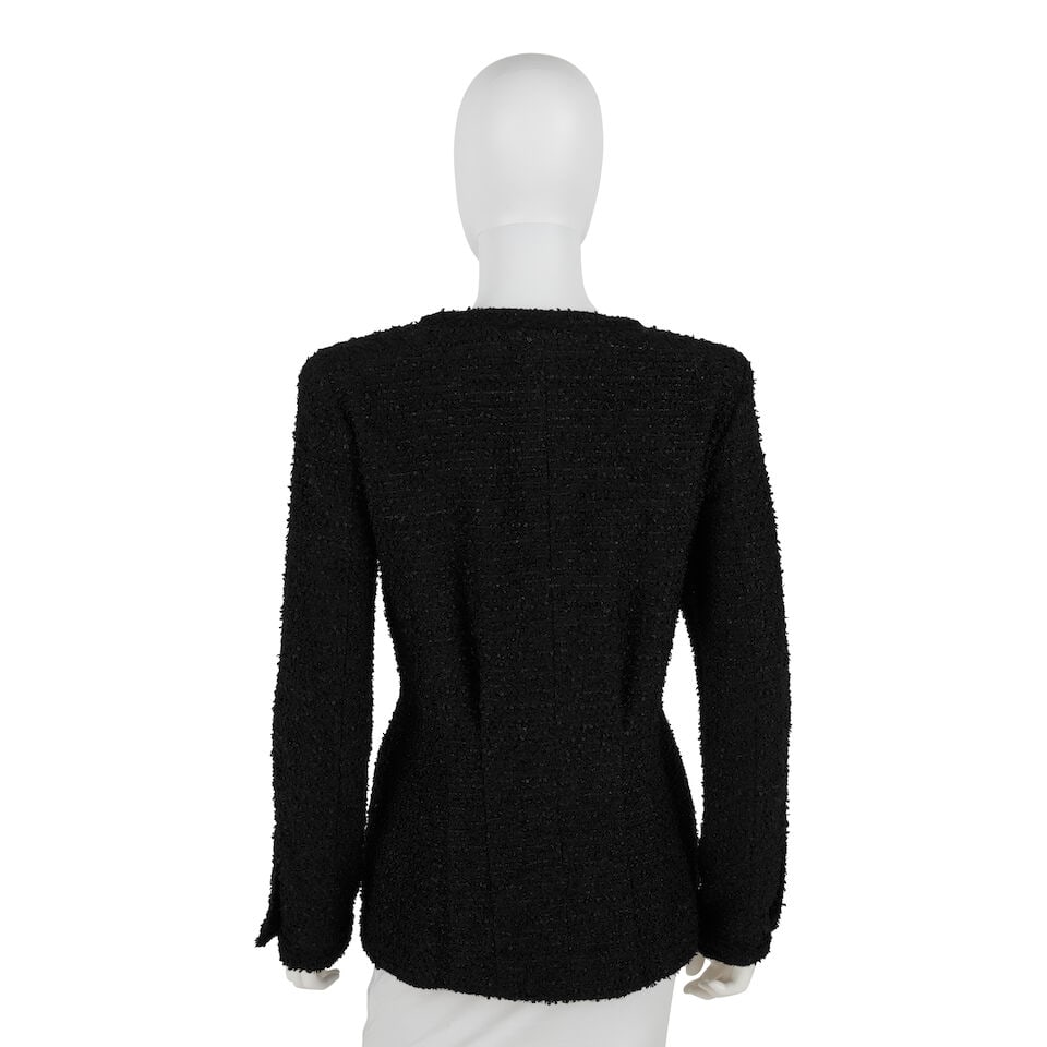CHANEL: BLACK TWEED JACKET Spring 2002 | Look 20 - 3