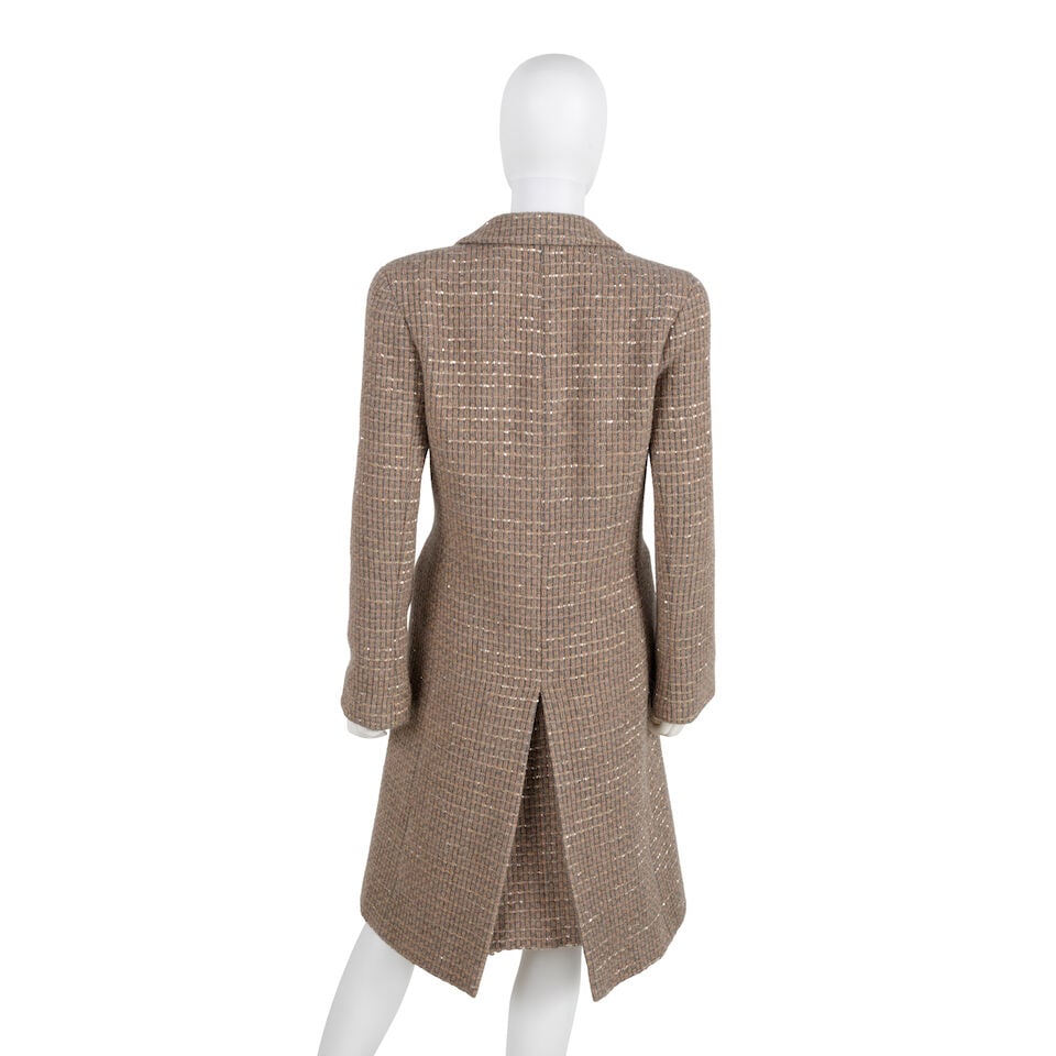CHANEL: BEIGE TWEED EMBELLISHED SKIRT SUIT ENSEMBLE Fall 2000 | Look 14 - 5