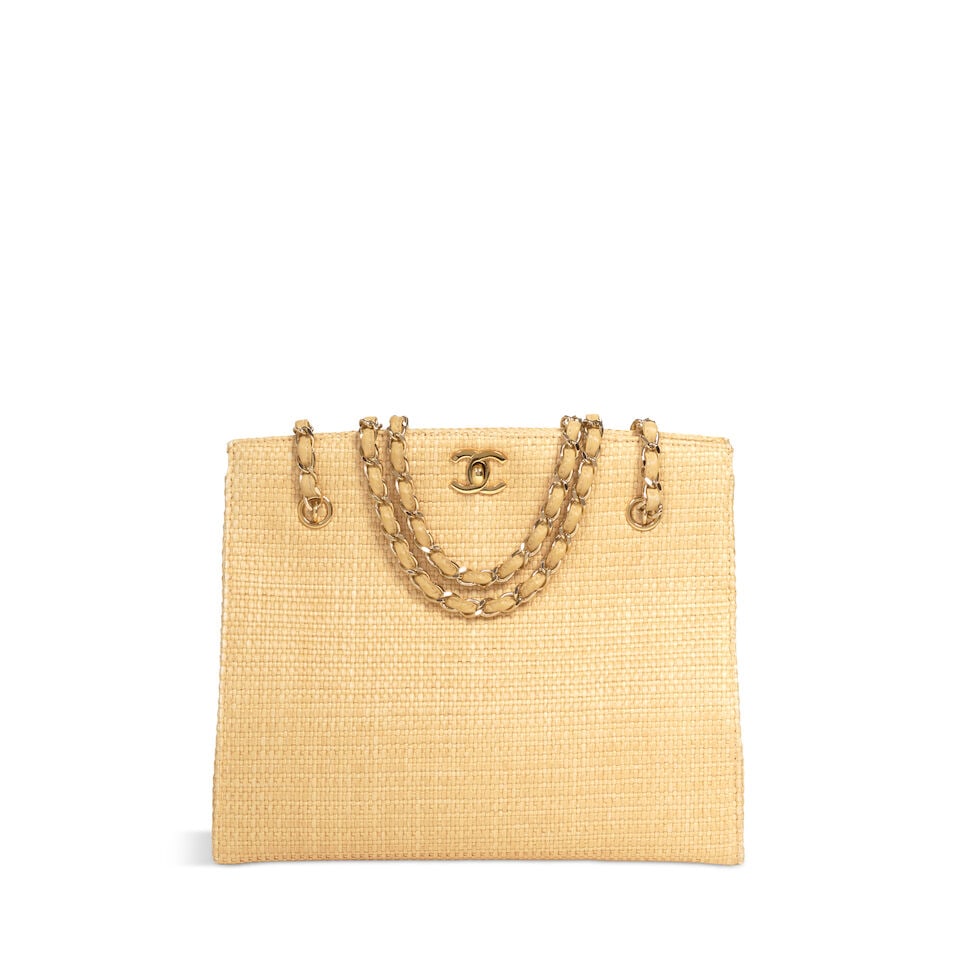 CHANEL: WOVEN RAFFIA SHOULDER BAG 1997-1999: CHANEL: WOVEN RAFFIA SHOULDER BAG 1997-1999 • Natural Raffia Exterior • Gold Tone Hardware • Dual Leather and Chain Shoulder Strap • Signature CC Twist Lock Closure • Bro