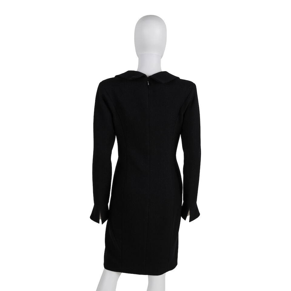CHANEL: BLACK WOOL TUXEDO COCKTAIL DRESS Fall 2009 - 3