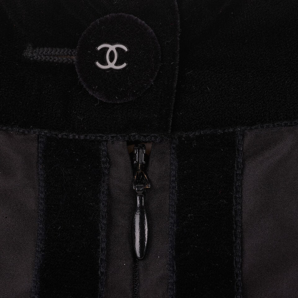CHANEL: BLACK TAFFETA VELVET TRIM BALL GOWN SKIRT FALL 1998 - 2