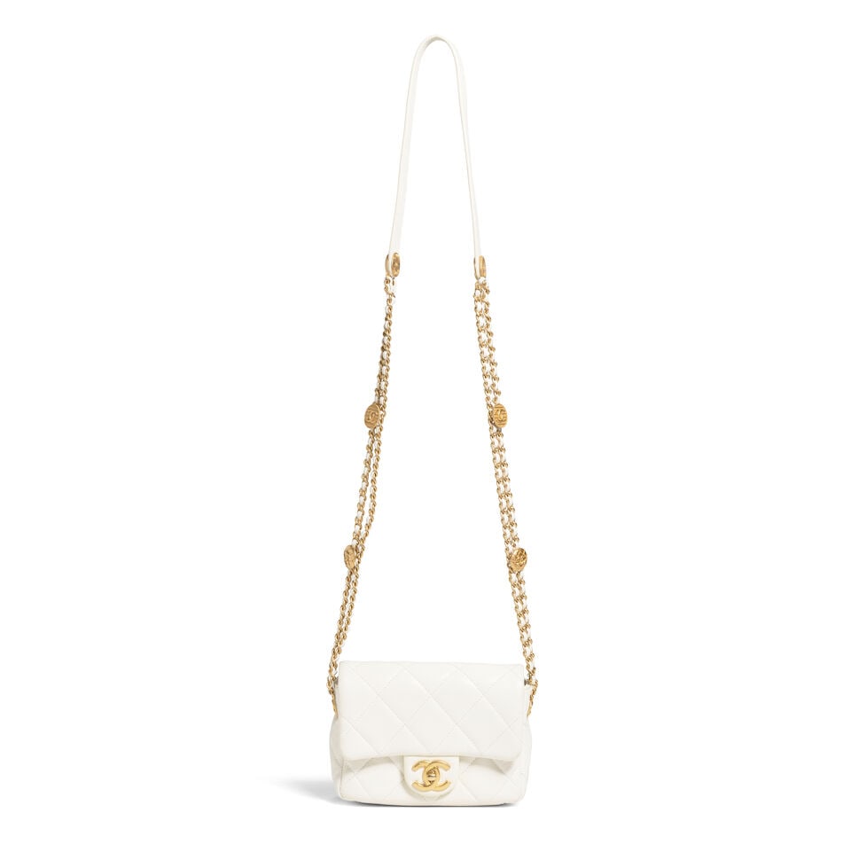 CHANEL: WHITE QUILTED CAVIAR MINI TWIST YOUR BUTTONS FLAP BAG 2022 - 3