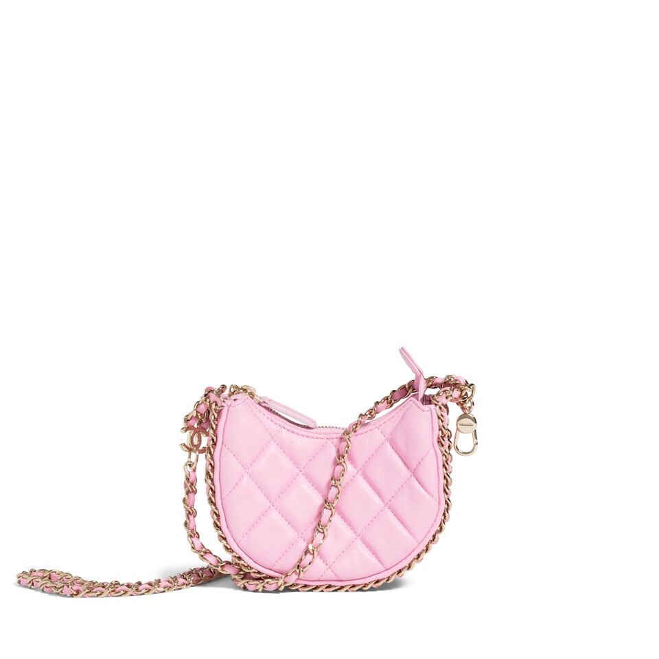 CHANEL: PINK MINI CHAIN AROUND HOBO Spring 2023: CHANEL: PINK MINI CHAIN AROUND HOBO Spring 2023 • Pink Quilted Lambskin Exterior • Pale Gold Tone Hardware • Leather and Chain Shoulder Strap with CC Logo and Carabiner Hook Detail &