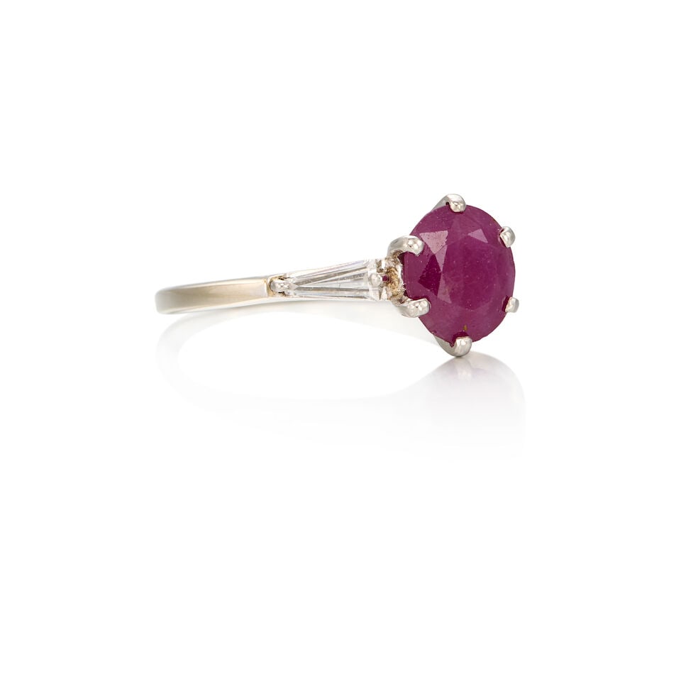 18K WHITE GOLD, RUBY AND DIAMOND RING - 2