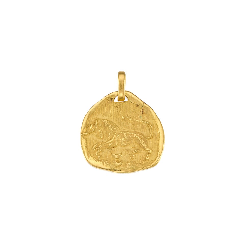 CARL BUCHERER: AN 18K YELLOW GOLD TAURUS ZODIAC PENDANT: CARL BUCHERER: AN 18K YELLOW GOLD TAURUS ZODIAC PENDANT • With maker's mark • Measures 5/16 in. x 1 1/16 in. • Estimated gross weight: 8.3 grams Footnotes: OVERALL CONDITION: