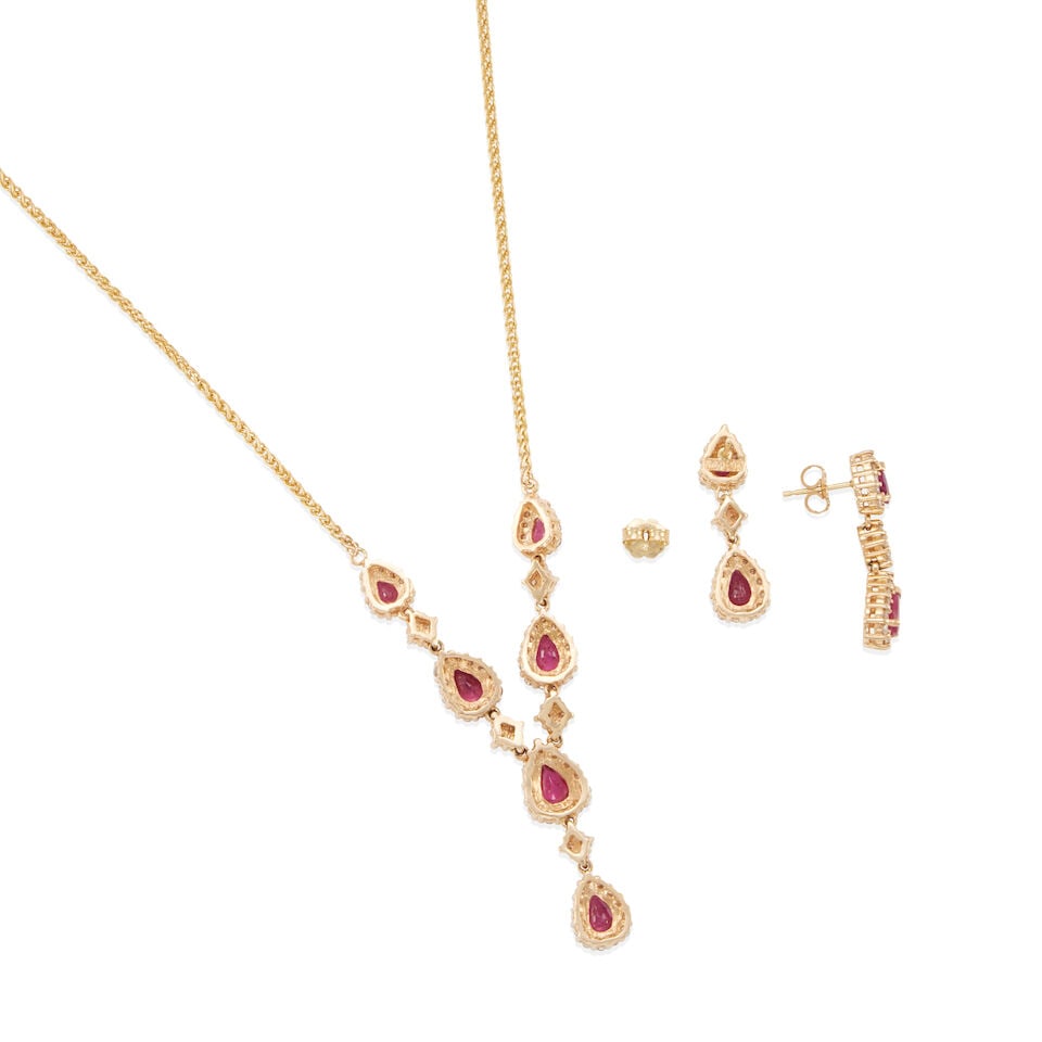 GOLD, RUBY AND DIAMOND SET - 2