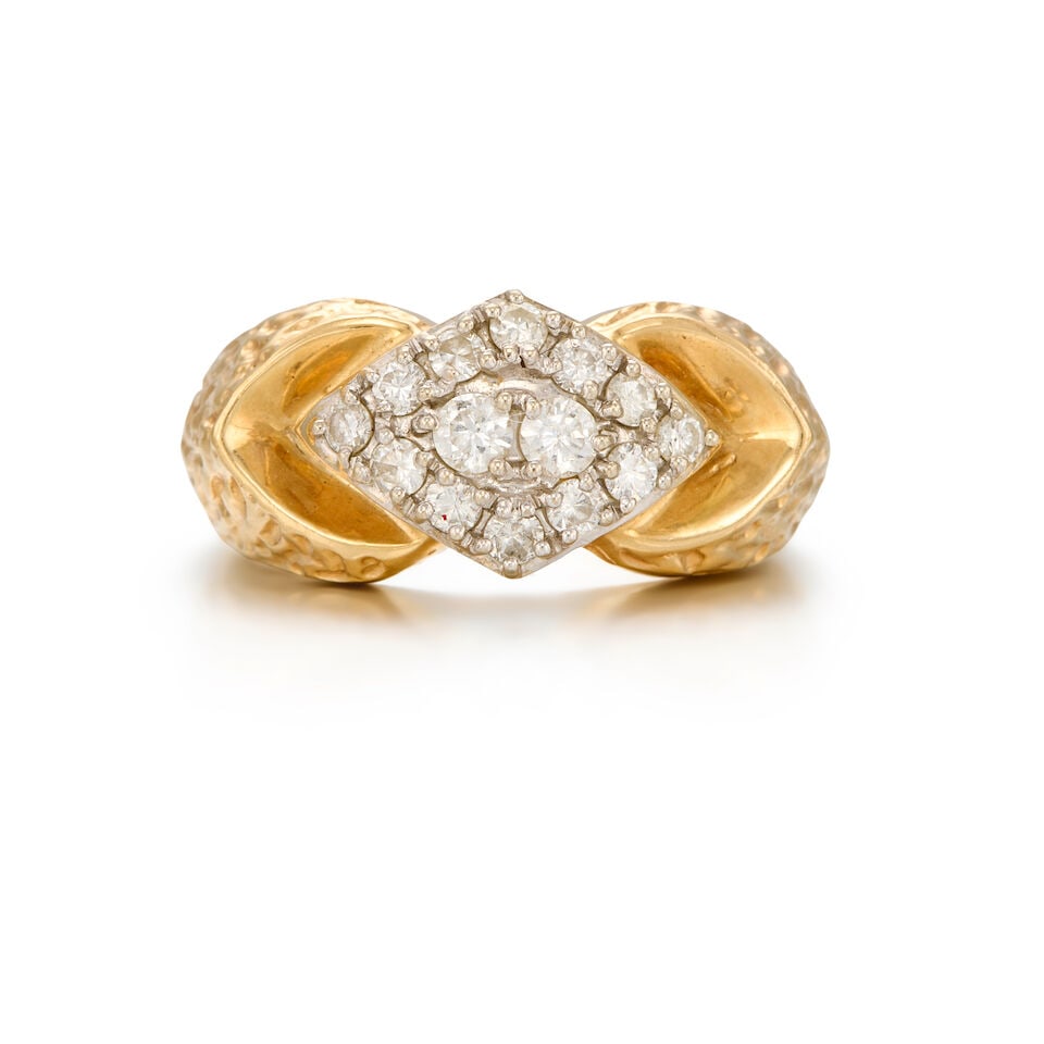 14K BICOLORED GOLD AND DIAMOND RING: 14K BICOLORED GOLD AND DIAMOND RING • 14K white and yellow gold • Fourteen round brilliant cut diamonds weighing approximately 0.65 carat total • Size 11 1/4 • Estimated gross