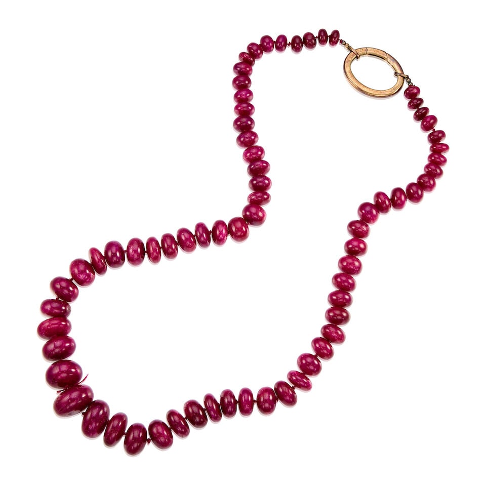A RUBY BEAD NECKLACE (1 of 3)