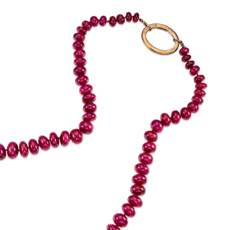 A RUBY BEAD NECKLACE - 2