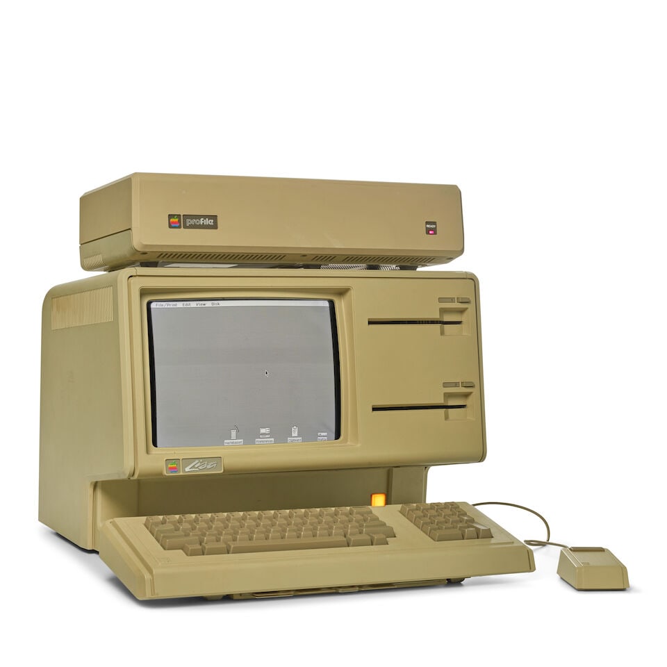 AN APPLE LISA 1 MICROCOMPUTER. Apple Lisa 1 Microcomputer. Apple Computer, Inc.: Cupertino, CA, ... - 2