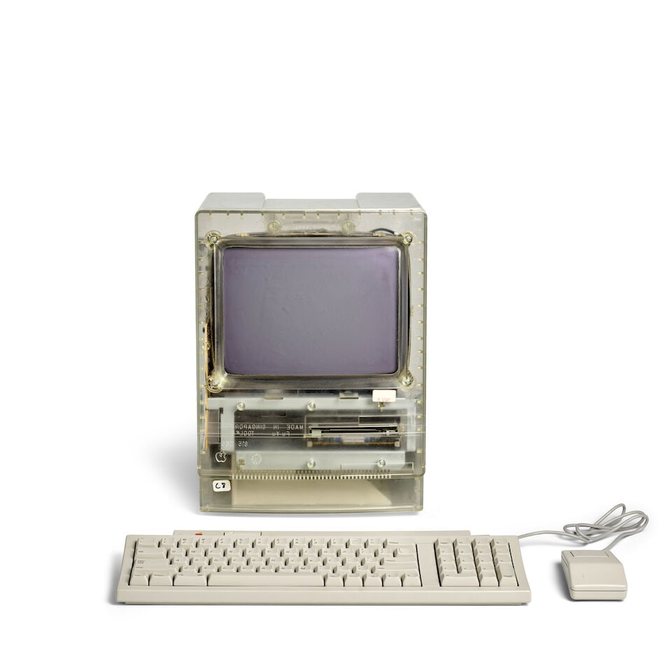 A CLEAR PLASTIC PROTOTYPE MACINTOSH 'APOLLO' CLASSIC II. A Clear Plastic Prototype Macintosh 'Ap... - 3