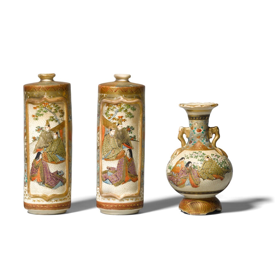 THREE SMALL SATSUMA VASES Meiji era (1868-1912), late 19th/early 20th century (3) - 2