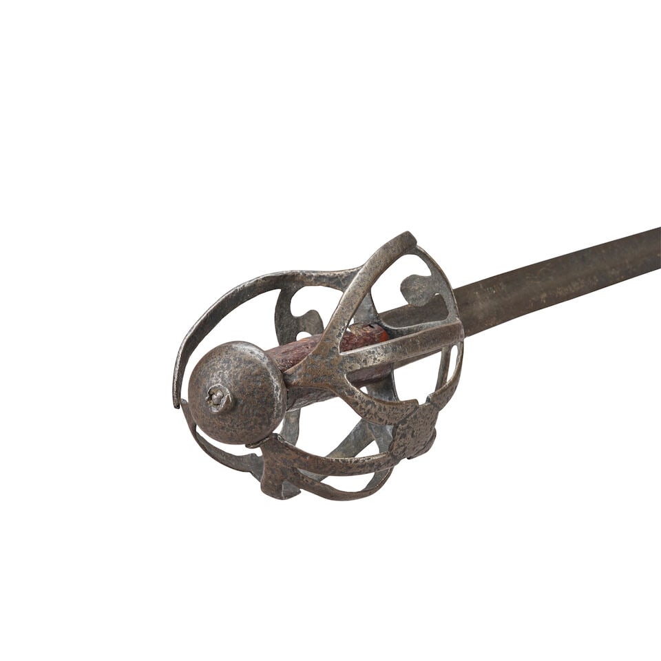 AN EARLY 18TH CENTURY ENGLISH BASKET HILT BACKSWORD. - 3