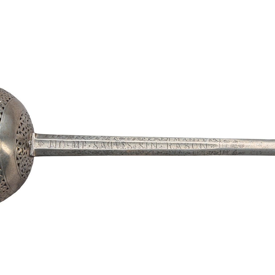 A LATE 17TH CENTURY SPANISH PIERCED CUP HILT RAPIER. - 2