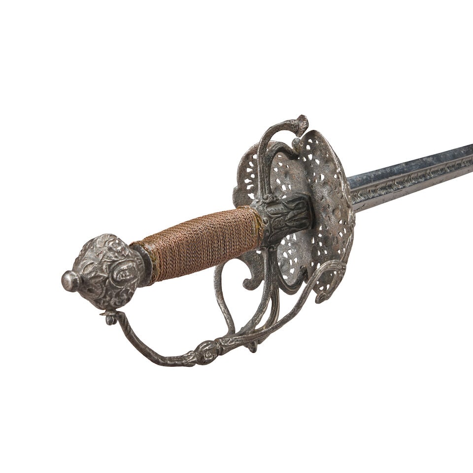 A 17TH CENTURY ENGLISH RAPIER. - 3