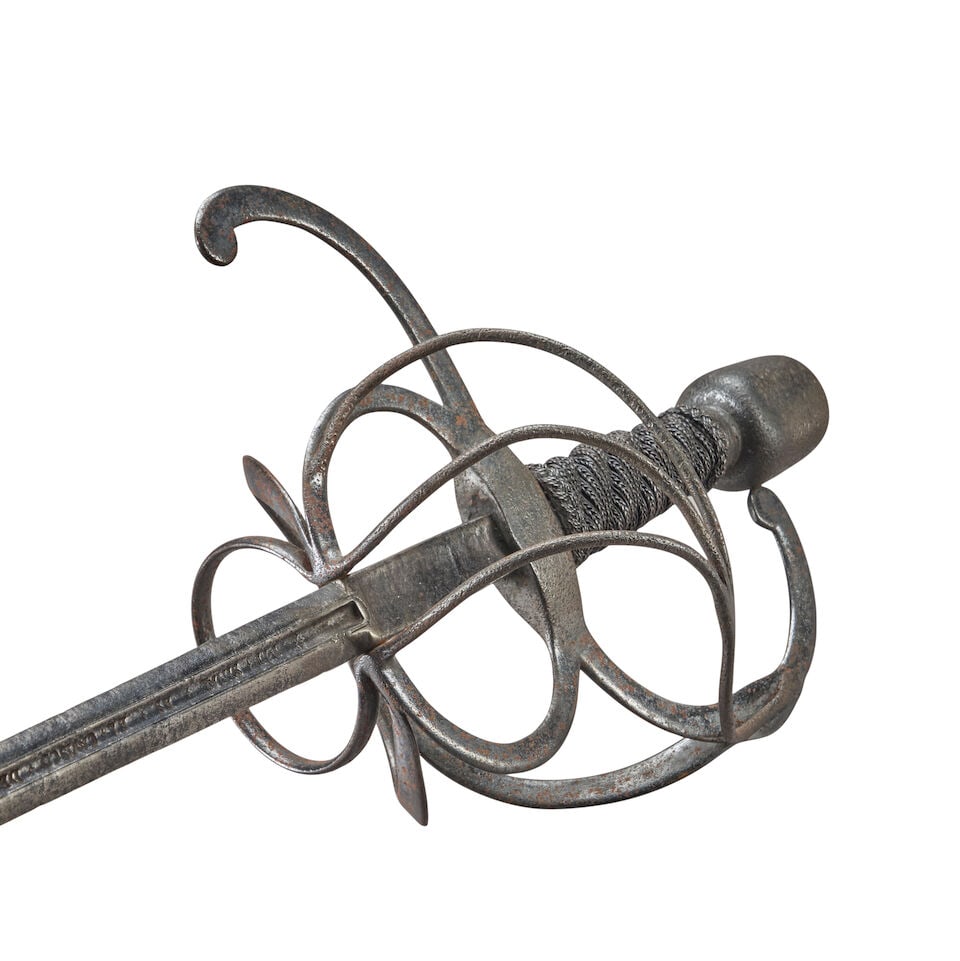 AN EARLY 17TH CENTURY SWEPT HILT RAPIER. - 3