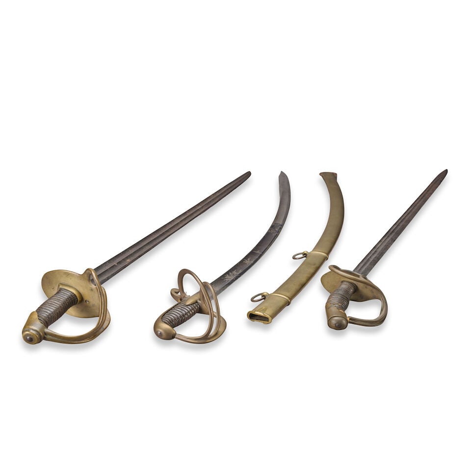THREE 19TH CENTURY GERMAN CAVALRY SABERS. - 2