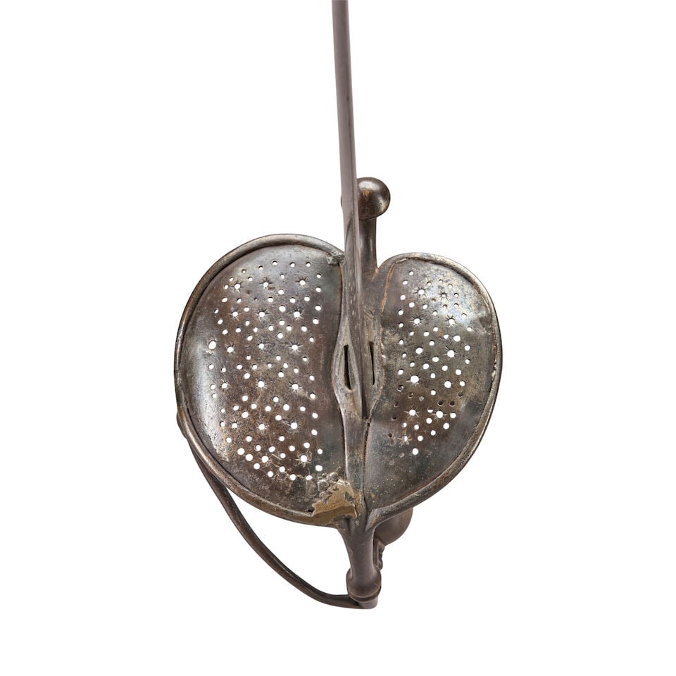A NORTHERN EUROPEAN CAVALRY BROADSWORD, - 2