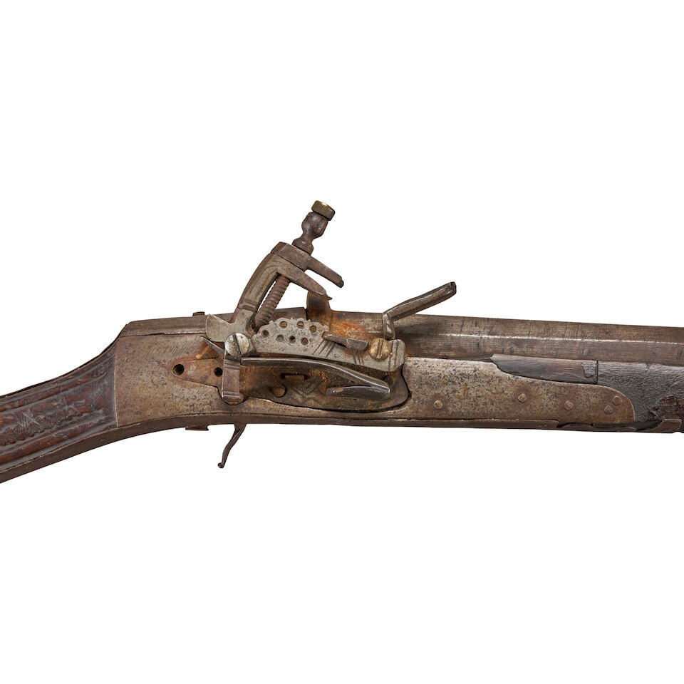 A NORTH AFRICAN FLINTLOCK MUSKET. - 4