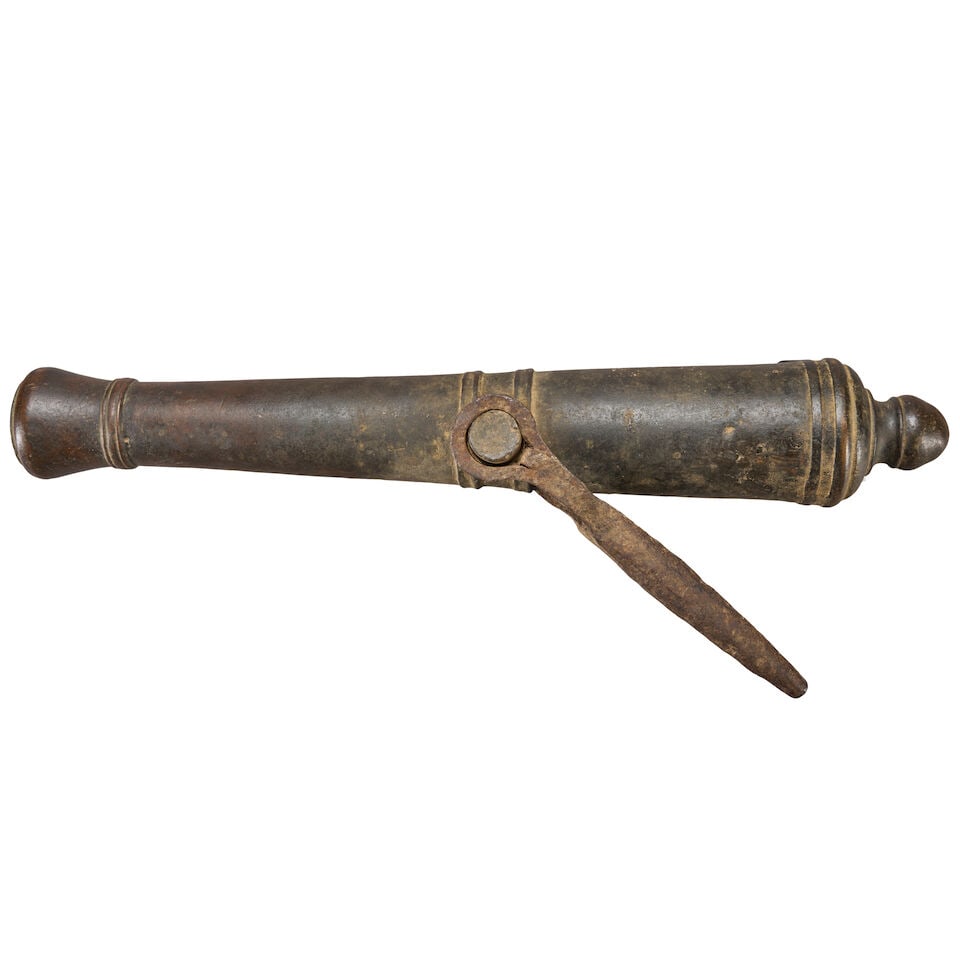 A LATE 18TH/EARLY 19TH CENTURY BRONZE SWIVEL GUN. - 2