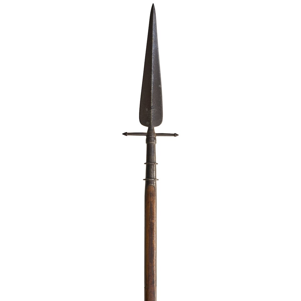 A NAPOLEONIC-ERA BRITISH 2ND BATTALION ROYAL ARTILLERY SPONTOON. - 2