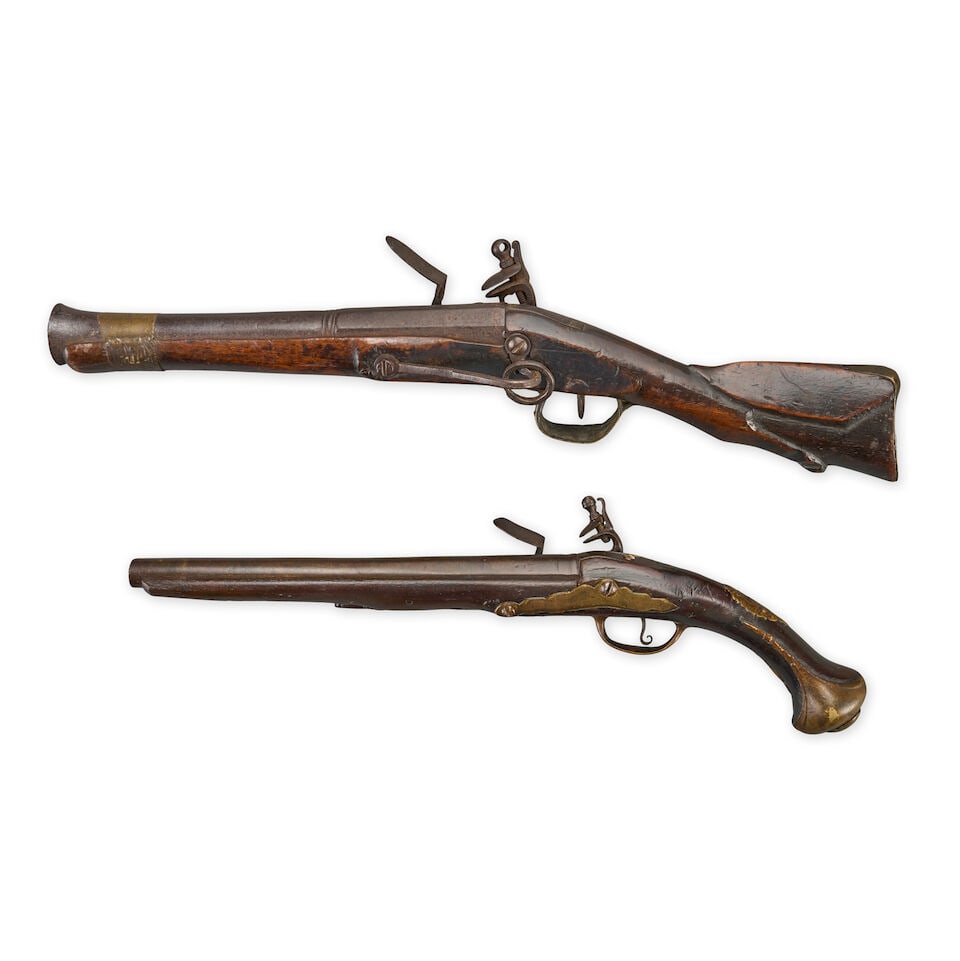 TWO 18TH/19TH CENTURY CONTINENTAL FLINTLOCK FIREARMS. - 2
