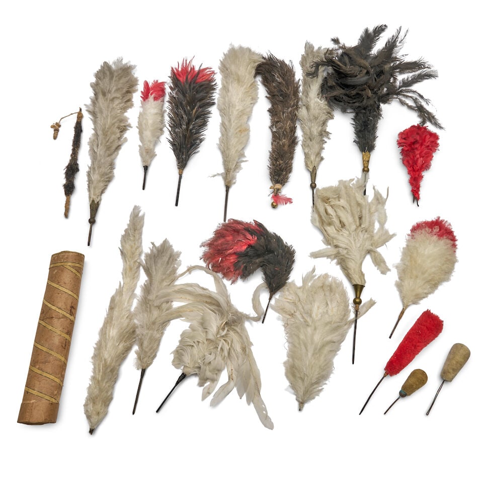 AN ASSORTMENT OF DAMAGED AMERICAN MILITIA HATS, CHAPEAUX BRAS, DISASSOCIATED PLUMES, POMS, ETC. - 3