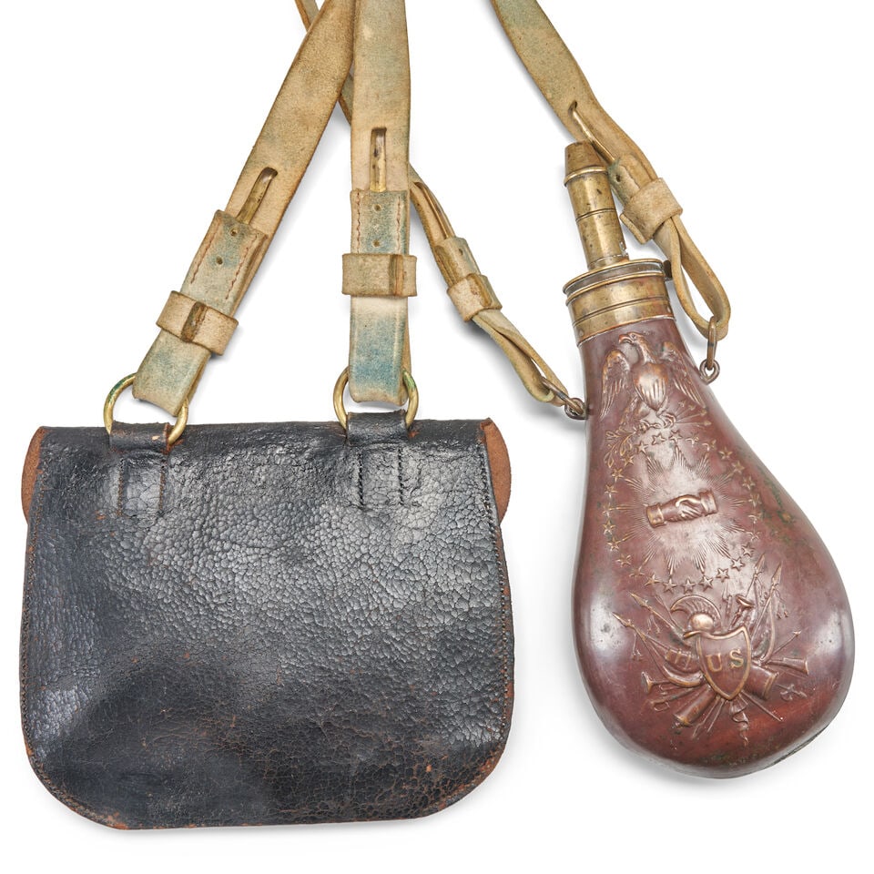 A U.S. RIFLEMAN'S EMBOSSED COPPER POWDER FLASK AND LEATHER POUCH RIG. - 3